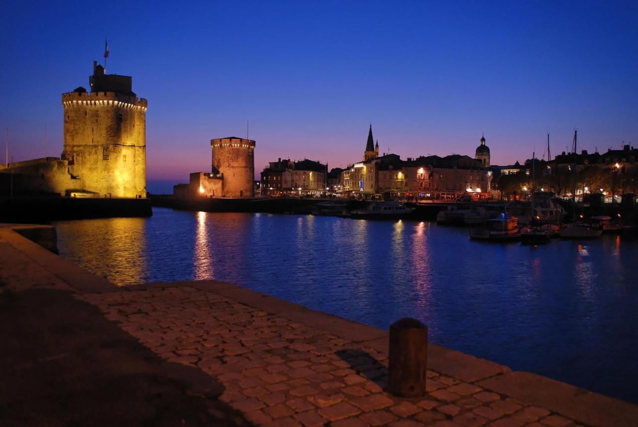 فندق لا روشيلفي  Nuit Sur Un Bateau La Rochelle المظهر الخارجي الصورة